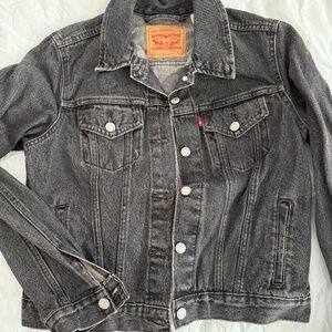 Levi’s denim jacket